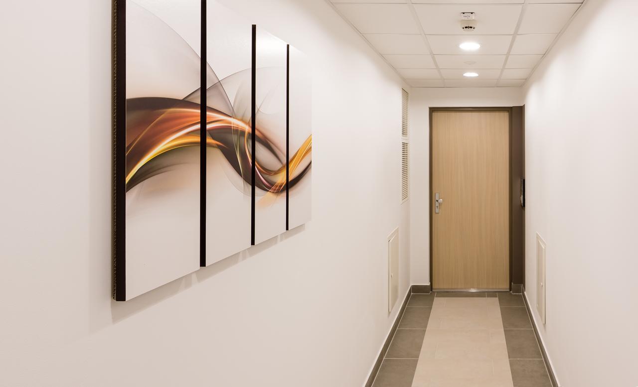 Corvin Holiday Apartments Hotel Budapest Eksteriør billede