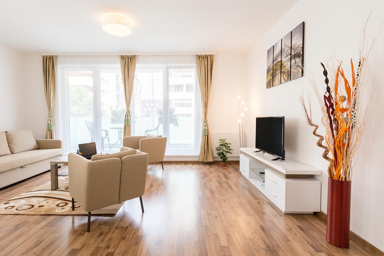 Corvin Holiday Apartments Hotel Budapest Eksteriør billede