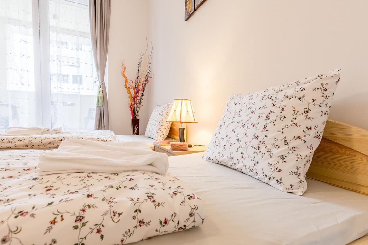 Corvin Holiday Apartments Hotel Budapest Eksteriør billede