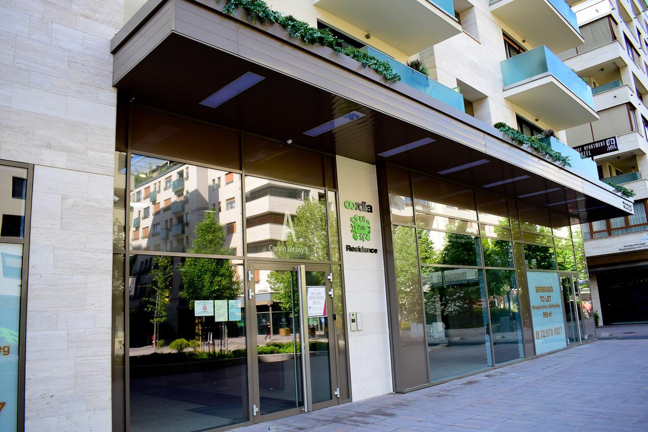 Corvin Holiday Apartments Hotel Budapest Eksteriør billede