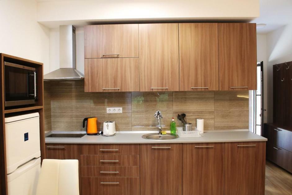 Corvin Holiday Apartments Hotel Budapest Eksteriør billede