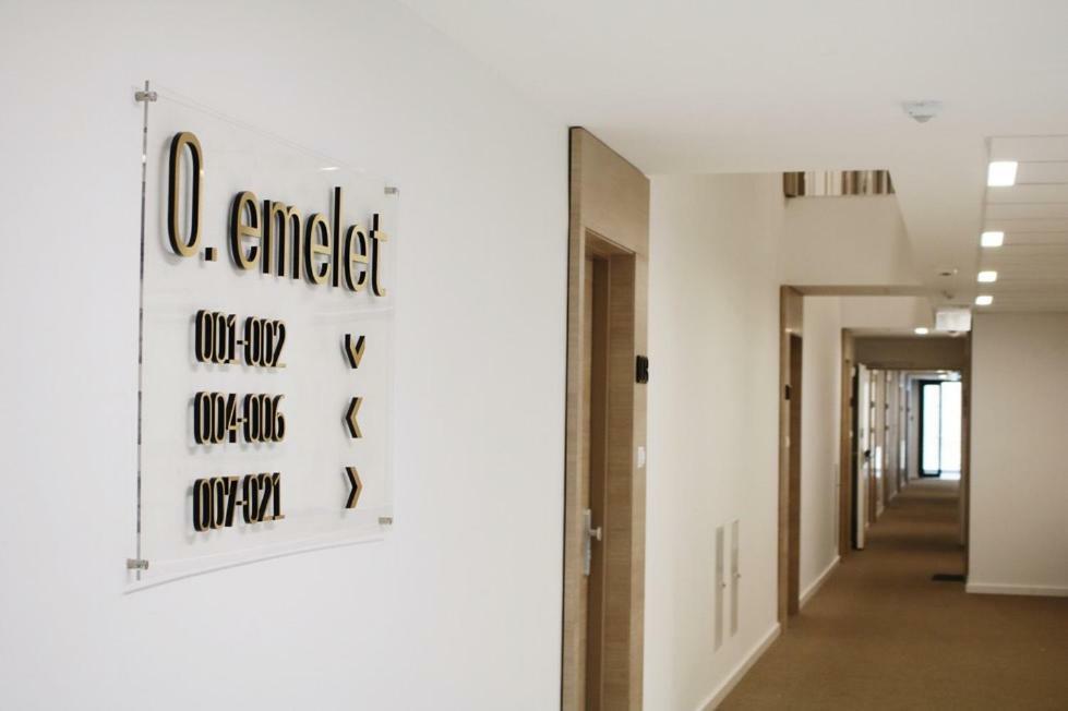 Corvin Holiday Apartments Hotel Budapest Eksteriør billede