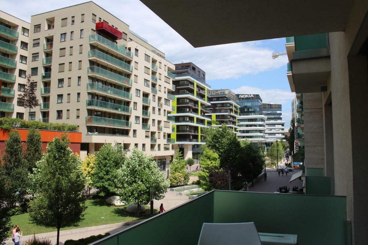 Corvin Holiday Apartments Hotel Budapest Eksteriør billede