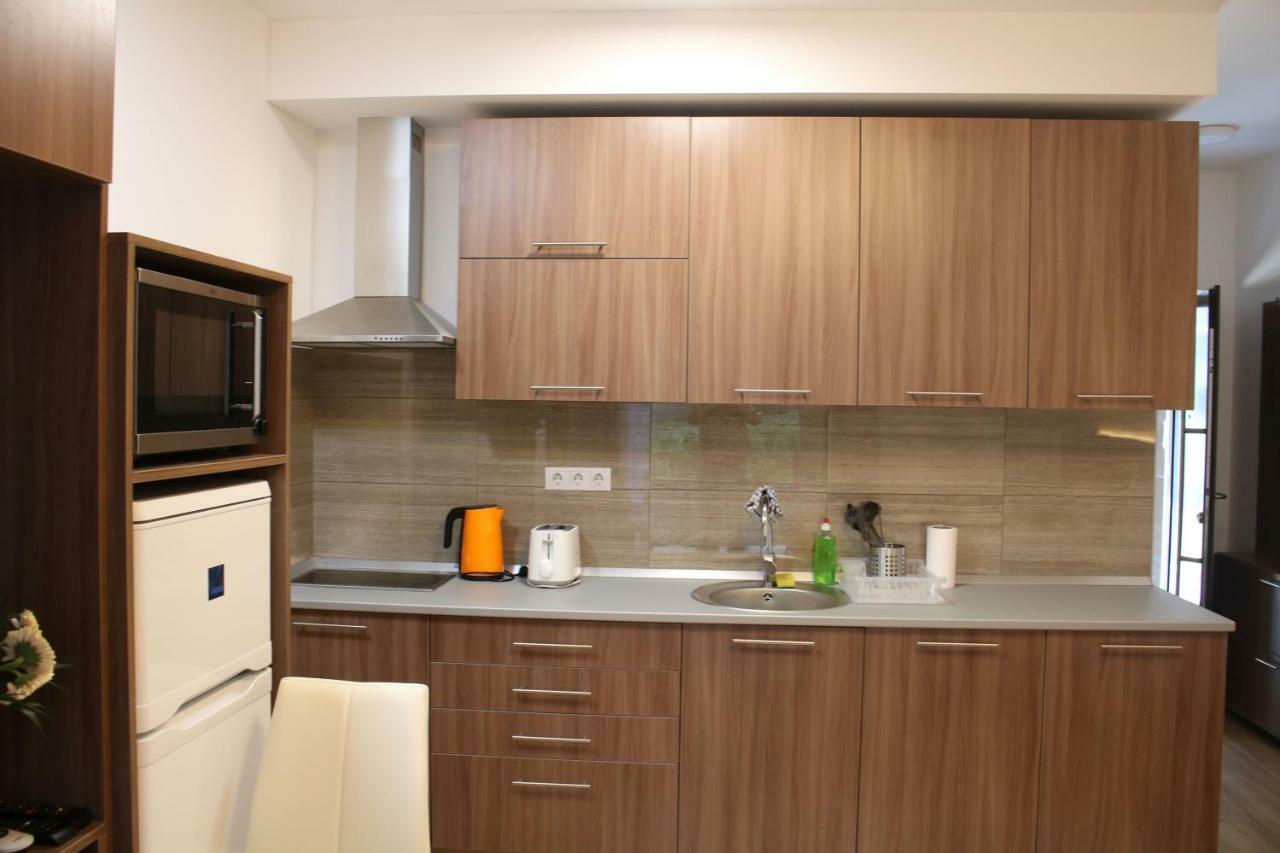Corvin Holiday Apartments Hotel Budapest Eksteriør billede