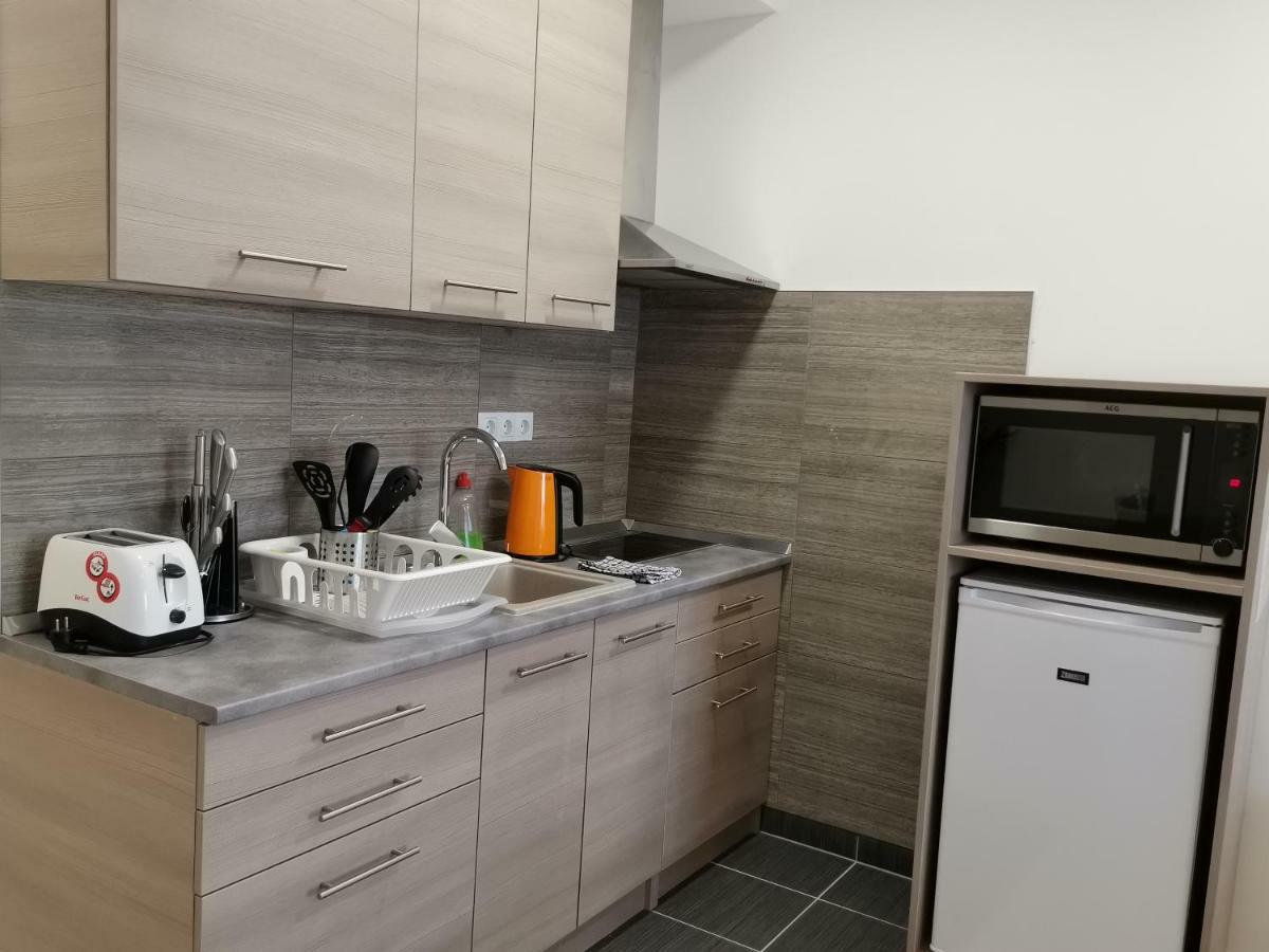 Corvin Holiday Apartments Hotel Budapest Eksteriør billede